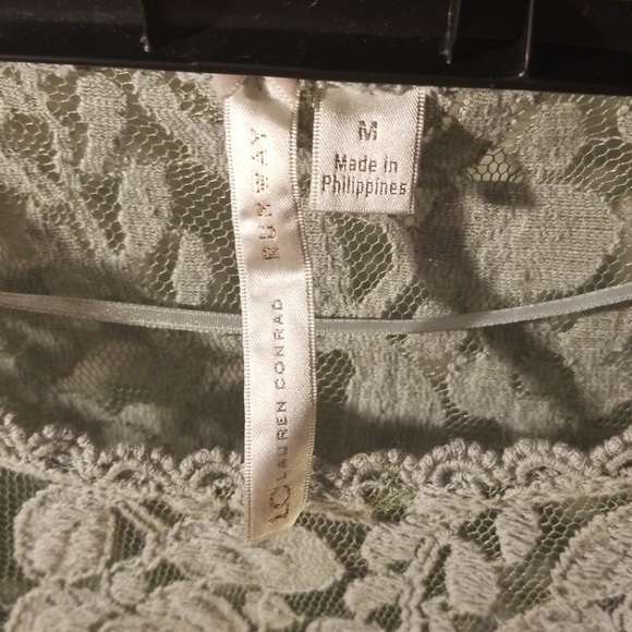 Sheer top - Picture 3 of 3